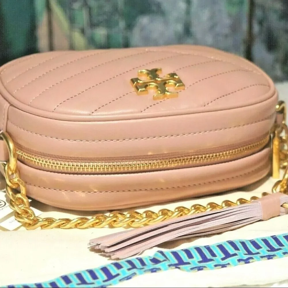 Tory Burch KIRA CHEVRON SMALL CAMERA BAG